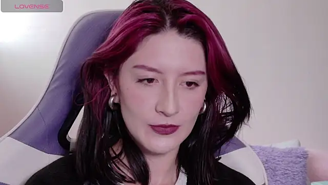 Snapshot of sunshine_girl9 chatting on May 2026 07:10:02 PM sunshine girl9 online show from May 2026 07:10:02 PM