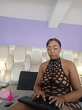 dirtyvictoria online show from October 2025 12:18:02 PM