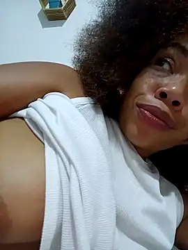 Snapshot of isabellehaynes chatting on February 2025 05:48:02 AM isabellehaynes online show from February 2025 05:48:02 AM