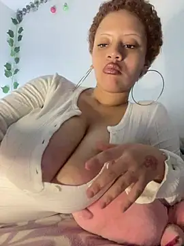 Charlotee  online show from February 2026 07:02:02 AM