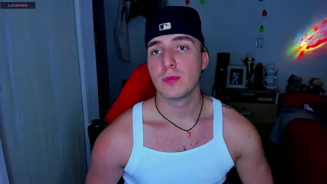 liam oficial02 online show from December 2024 03:40:02 AM