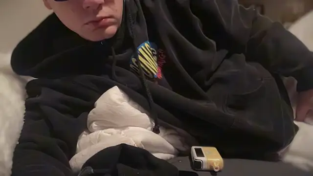 adamseed69 online show from April 2026 01:14:01 AM