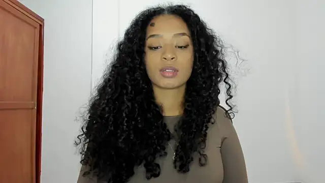 avellanatammy online show from October 2025 07:41:01 AM