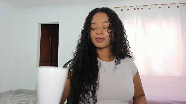 avellanatammy online show from February 2026 09:33:02 PM