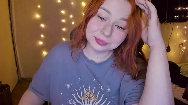 Snapshot of Milafoxxxy chatting on February 2025 08:21:01 PM Milafoxxxy online show from February 2025 08:21:01 PM