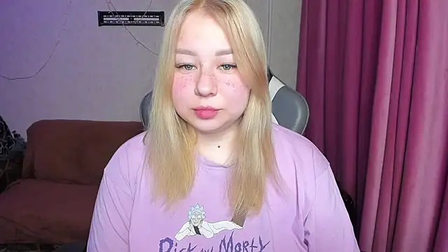 Snapshot of Milafoxxxy chatting on November 2025 12:13:01 PM Milafoxxxy online show from November 2025 12:13:01 PM