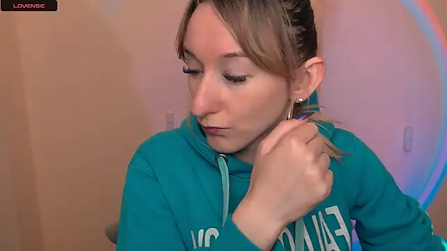 AmandaSell online show from October 2025 07:28:01 AM