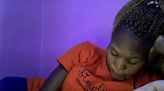 Snapshot of Cute_tamara chatting on December 2024 02:02:01 PM Cute tamara online show from December 2024 02:02:01 PM