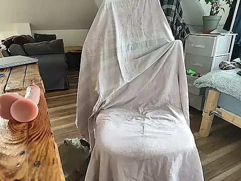 twinkish 90 online show from November 2025 01:01:02 PM