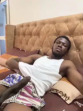 sknzy09 online show from September 2025 02:11:02 PM