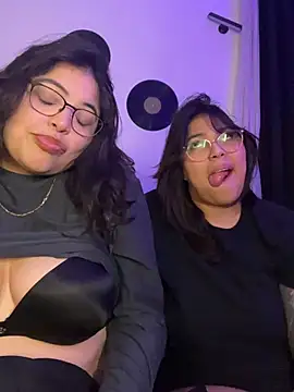 Snapshot of miacanela_xo chatting on March 2026 05:08:02 AM miacanela xo online show from March 2026 05:08:02 AM