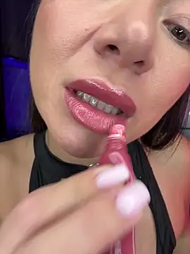 Melisa Ester online show from September 2025 04:12:01 PM