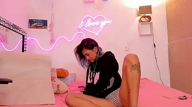 lilith horny online show from December 2024 09:54:02 AM