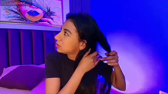 Tamaraakins online show from September 2025 12:38:02 PM