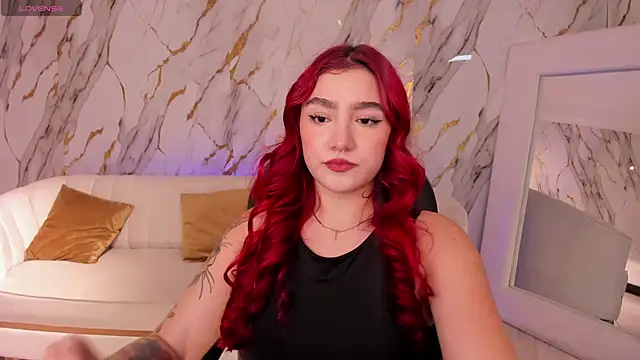 Snapshot of ViolettCastel chatting on October 2025 07:14:02 PM ViolettCastel online show from October 2025 07:14:02 PM