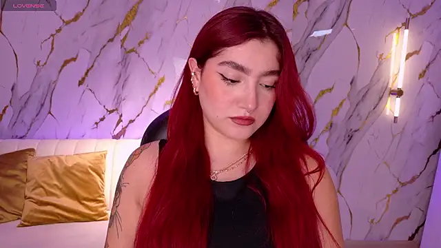 ViolettCastel online show from February 2026 06:25:02 PM