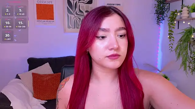 Snapshot of ViolettCastel chatting on April 2026 07:26:01 PM ViolettCastel online show from April 2026 07:26:01 PM