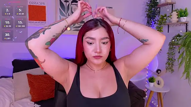 Snapshot of ViolettCastel chatting on May 2026 08:47:01 PM ViolettCastel online show from May 2026 08:47:01 PM
