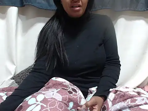 Snapshot of Linda_sexy chatting on July 2026 02:44:01 AM Linda sexy online show from July 2026 02:44:01 AM