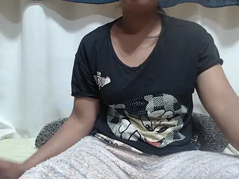 Snapshot of Linda_sexy chatting on July 2026 03:54:02 AM Linda sexy online show from July 2026 03:54:02 AM