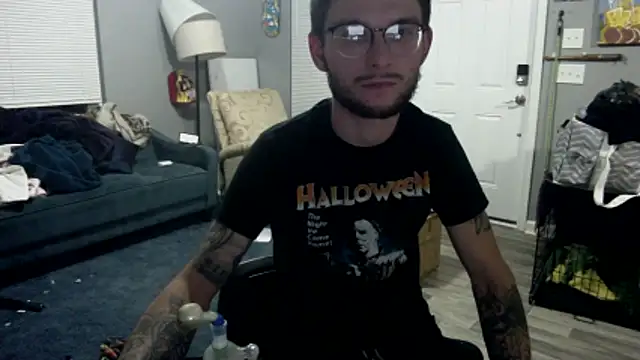 hungkubenski online show from November 2025 04:34:02 AM