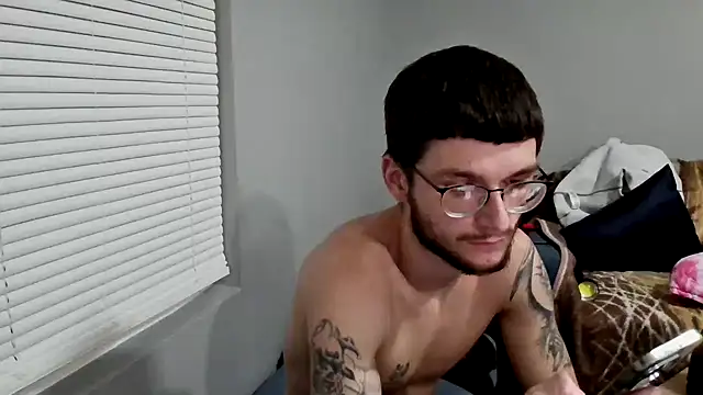 hungkubenski online show from December 2025 02:17:02 AM