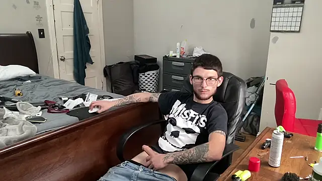 hungkubenski online show from May 2026 11:37:01 AM