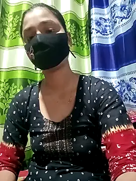 Snapshot of Aruyeshi- chatting on February 2025 04:03:01 AM Aruyeshi- online show from February 2025 04:03:01 AM