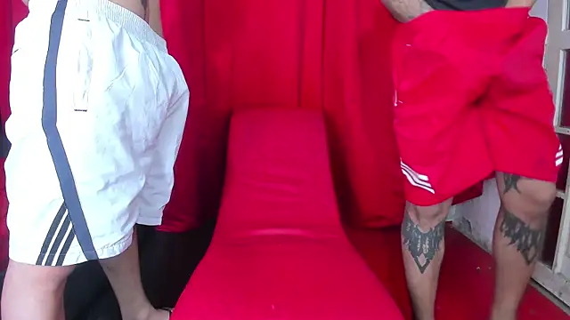 Snapshot of Extreme_Team8 chatting on January 2025 05:44:02 AM Extreme Team8 online show from January 2025 05:44:02 AM