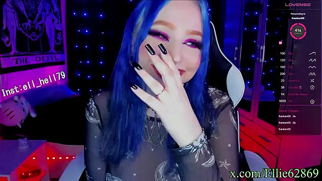 Snapshot of Kitty_goth chatting on March 2025 11:34:02 PM Kitty goth online show from March 2025 11:34:02 PM