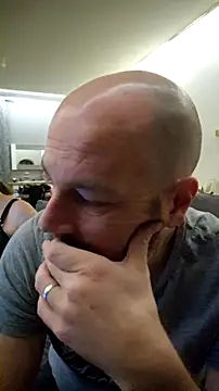 Maryan27 online show from January 2026 07:52:01 PM