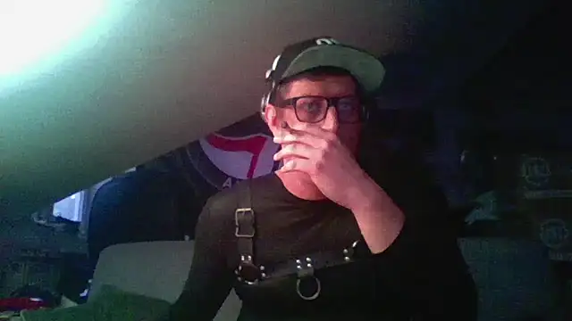 Bigthroaterboy online show from December 2024 02:35:02 PM