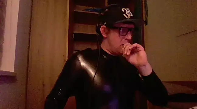 Bigthroaterboy online show from February 2025 05:59:01 PM