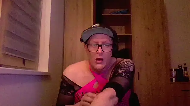 Bigthroaterboy online show from February 2025 11:53:01 PM