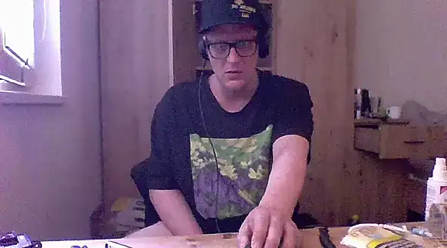 Bigthroaterboy online show from March 2025 12:12:02 PM