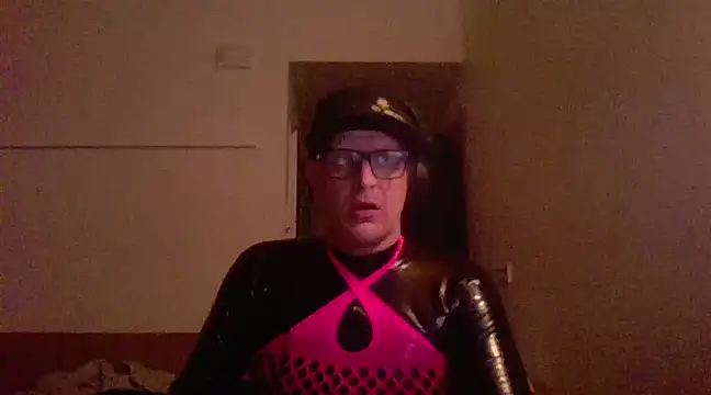 Bigthroaterboy online show from March 2025 08:00:02 PM