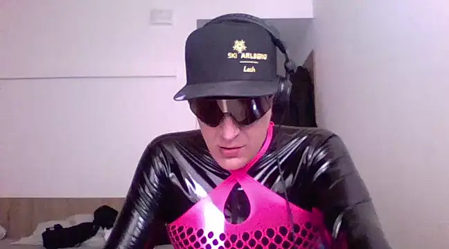 Bigthroaterboy online show from March 2025 11:33:02 AM