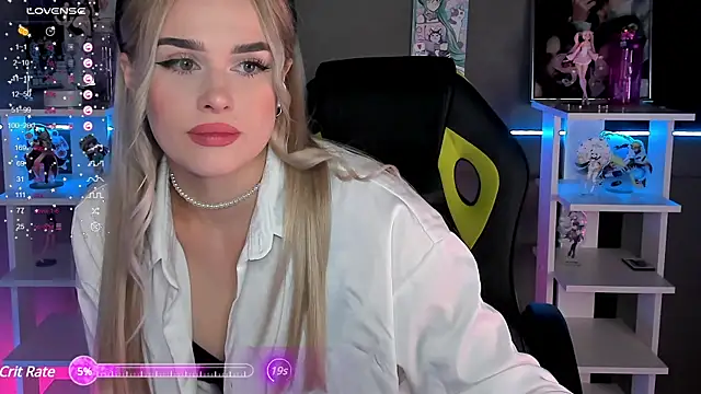 Snapshot of Ellen_Soft chatting on January 2025 09:17:01 PM Ellen Soft online show from January 2025 09:17:01 PM