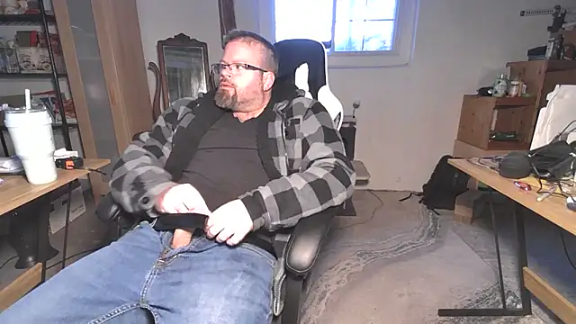 MagnusCockus online show from March 2025 10:38:01 PM