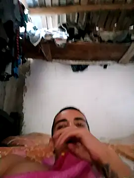 Restrepo300 online show from October 2025 02:15:01 PM