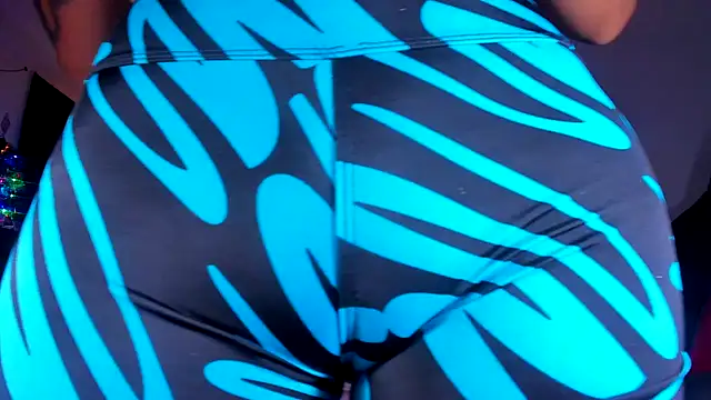 kerlysmith 24 online show from December 2024 07:31:02 PM