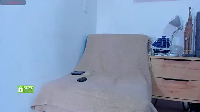 ROCKY REBEL online show from December 2025 08:17:01 PM