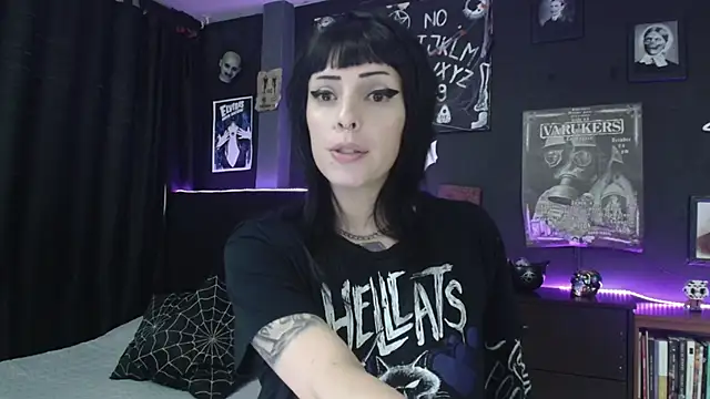 Snapshot of Goddess_Mortem chatting on April 2026 11:06:01 PM Goddess Mortem online show from April 2026 11:06:01 PM