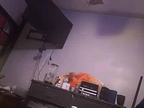 trash4cash online show from October 2025 05:21:01 PM