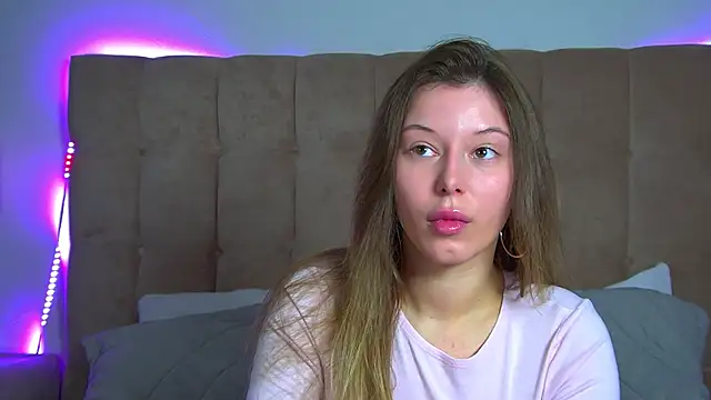 LiliaBianka online show from November 2025 06:23:01 AM