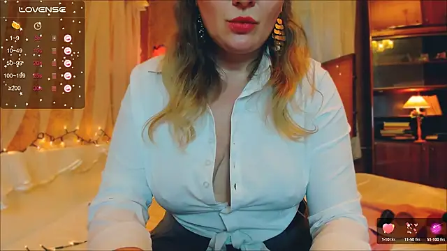 Your Julia Burns online show from December 2024 12:06:01 PM