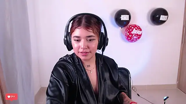 Snapshot of JoselinFlower_ chatting on January 2025 12:32:02 AM JoselinFlower  online show from January 2025 12:32:02 AM