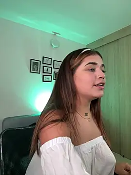 Snapshot of JoselinFlower_ chatting on February 2025 12:40:02 AM JoselinFlower  online show from February 2025 12:40:02 AM