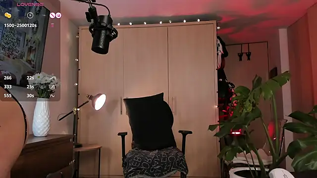 ariana fitl  online show from December 2024 02:47:01 AM