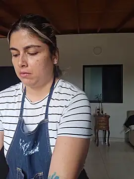 Juliietha servas online show from March 2026 05:30:01 PM